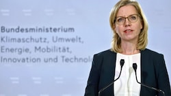 Ministerin Leonore Gewessler (Grüne) sorgt sich um die Gas-Speicherbestände. (Bild: APA/Herbert Neubauer)