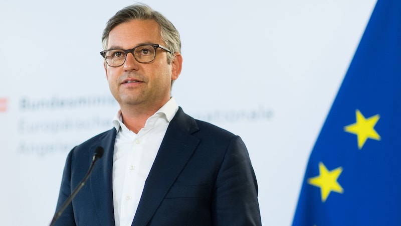 Finanzminister Magnus Brunner muss sich dem Verhör im EU-Parlament stellen. (Bild: APA/BMEIA/MICHAEL GRUBER)