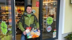 Markus Stubauer vor seinem ADEG-Markt in Maria Neustift. (Bild: ADEG)