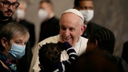 Der Papst in Nikosia (Bild: The Associated Press)