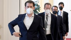 Das ehemalige türkise Netzwerk: Sebastian Kurz, Gerald Fleischmann, Johannes Frischmann und Bernhard Bonelli (Bild: APA/Roland Schlager)