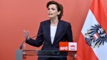 SPÖ-Chefin Pamela Rendi-Wagner fordert vorgezogene Neuwahlen im Frühjahr. (Bild: APA/HERBERT NEUBAUER)