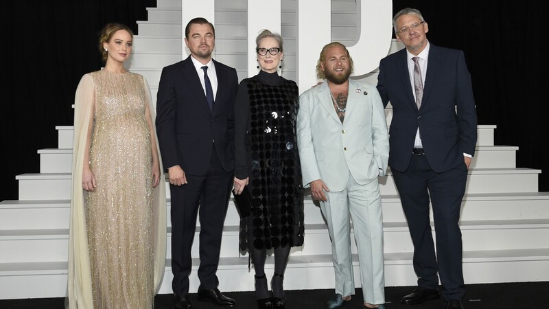 Jennifer Lawrence, Leonardo DiCaprio, Meryl Streep, Jonah Hill und Regisseur Adam McKay bei der Weltpremiere von „Don‘t Look Up“ (Bild: Invision)