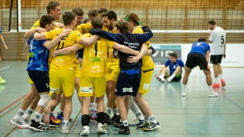 Wolfurts Volleyballer durften am Wochenende in Oberösterreich gleich zweimal jubeln. (Bild: Maurice Shourot)