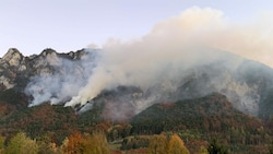 Der Waldbrand auf der Rax wütete fast zwei Wochen lang. (Bild: APA/BARBARA BUCHEGGER)