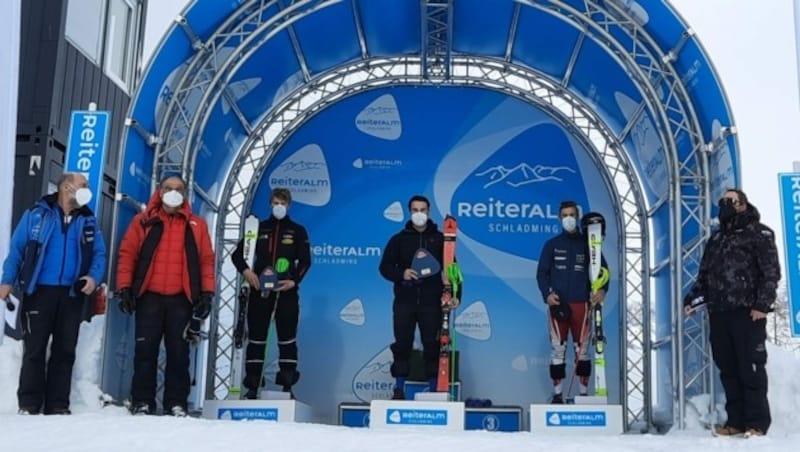 Chinas Kombi-Meisterschaften auf der steirischen Reiteralm waren fest in Vorarlberger Hand! Simon Fleisch (m.) triumphierte vor Martin-Luis Walch (li.) und Paul Vonier (re.). (Bild: Harry DeMan/Vorarlberger Skiverband)