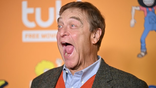 John Goodman am 6. Dezember 2021 bei der Premiere von „The Freak Brothers“ (Bild: APA/Photo by Robyn Beck/AFP)