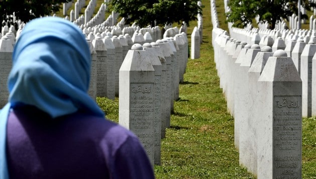 Gedenkstätte in Potocari-Srebrenica (Bild: APA/AFP/ELVIS BARUKCIC)
