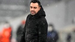 Die Einsamkeit eines Trainers. Xavi in München. (Bild: AP)