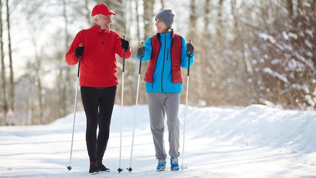 Warm and waterproof clothing and shoes help to prevent infections. (Bild: pressmaster/stock.adobe.com)