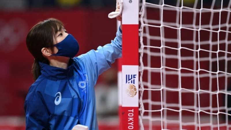 Desinfektion wurde bei den Olympischen Sielen im vergangenen Jahr sehr ernst genommen. (Bild: AFP )