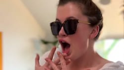 Ireland Baldwin hat in einem Instagram-Video die Todesszene von Mr. Big aus der Serie „Just Like That“ nachgespielt. (Bild: instagram.com/irlandbaldwin)