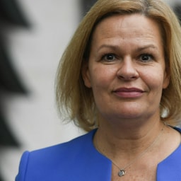 Die deutsche Innenministerin Nancy Faeser (Bild: AFP)