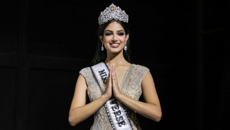 Die „Miss Universe 2021“ Harnaaz Sandhu ist gekrönt. (Bild: APA/Photo by Menahem KAHANA/AFP)