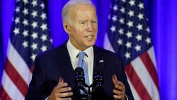 „Ich weiß, wie es ist, einen leeren Stuhl um den Küchentisch zu haben, besonders in der Weihnachtszeit“, so US-Präsident Joe Biden. (Bild: AP)