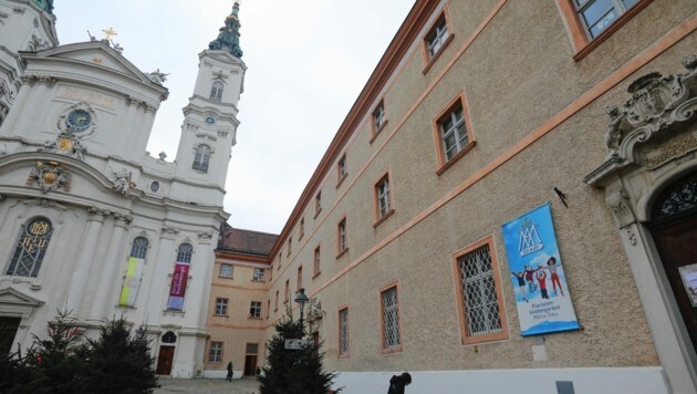 Im Piaristengymnasium in der Wiener Josefstadt gab es letzte Woche den ersten bestätigten Omikron-Fall an einer Schule. (Bild: Jöchl Martin)