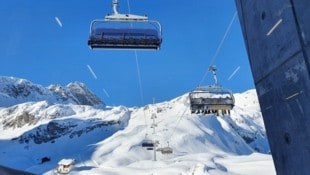 Am Madloch haben sich am Christtag mehrere Skifahrer im Zuge einer Massenkarambolage verletzt.  (Bild: Lech Zürs Tourismus)