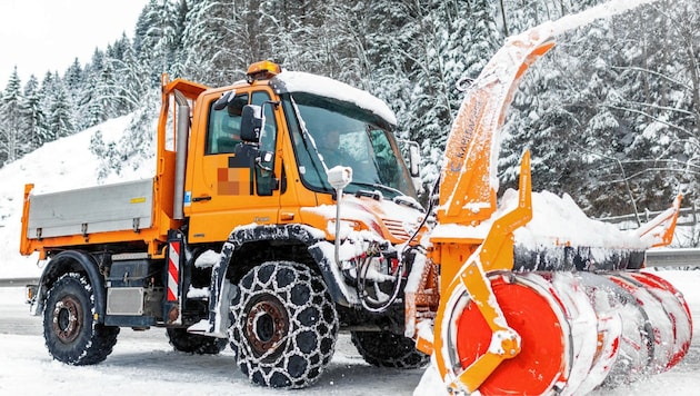 Unimog sind die Mercedes unter den Räumfahrzeugen. Aber auch sie müssen getauscht werden. (Bild: EXPA/ JFK)