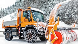 Unimog sind die Mercedes unter den Räumfahrzeugen. Aber auch sie müssen getauscht werden. (Bild: EXPA/ JFK)