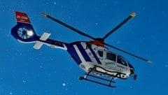 Hubschraubereinsatz im Skigebiet Golm in Vorarlberg. (Bild: Bergrettung Vorarlberg, Wucher Helicopter)