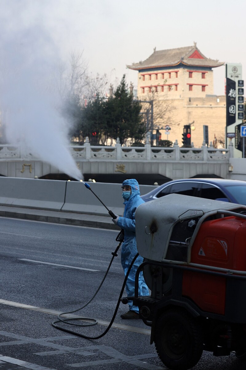 Desinfektionen in der chinesischen Stadt Xi‘an (Bild: AFP)