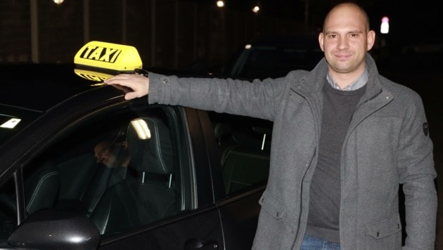 Benedict Ghaffari ist Taxiunternehmer und fährt gerne am Heiligen Abend. (Bild: Zwefo)