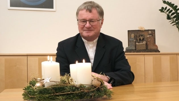 Bischof Scheuer in Advent-und Weihnachtsstimmung. (Bild: Honorar)