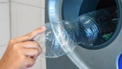 Neben Alu soll vor allem Plastik (PET) wiederverwertet werden. (Bild: stock.adobe.com/Animaflora )