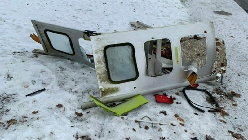 Zerstörte Telefonzelle in Klagenfurt. (Bild: Jennifer Kapellari)