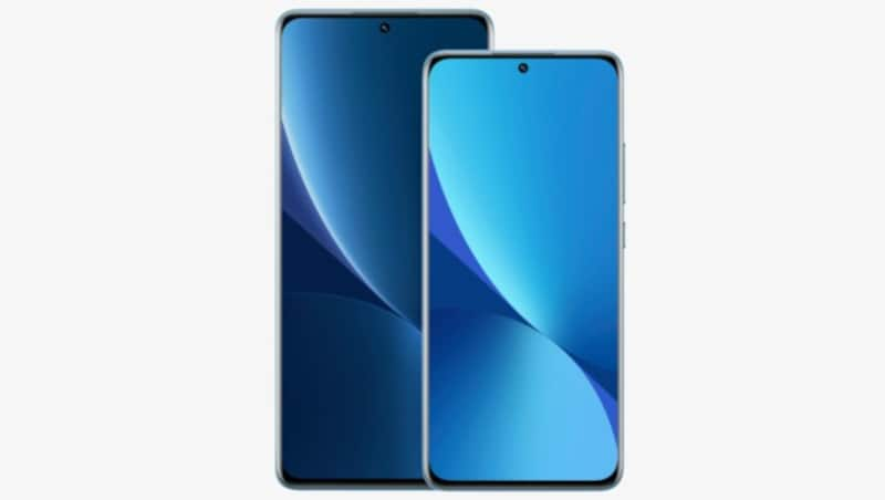 Das Xiaomi 12 Pro ist etwas größer und besser ausgestattet als das reguläre Xiaomi 12. (Bild: Xiaomi)