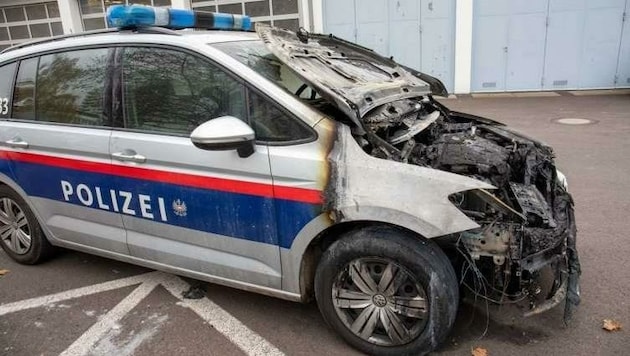 Im November bereits stand in Linz ein Funkwagen in Flammen. Nun sollte eine Polizei-Inspektion brennen. (Bild: LPD OÖ)