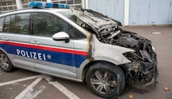 Im November bereits stand in Linz ein Funkwagen in Flammen. Nun sollte eine Polizei-Inspektion brennen. (Bild: LPD OÖ)