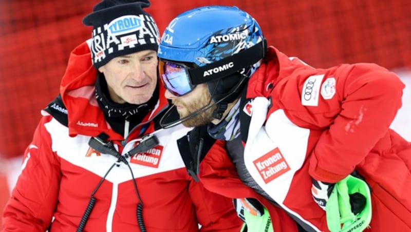 Herrenchef Andi Puelacher (li.) mit Marco Schwarz (Bild: GEPA )