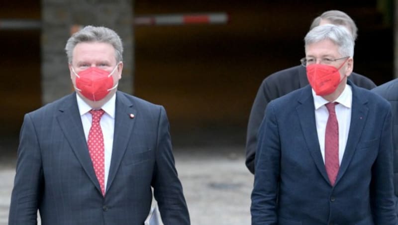 Landeschefs wie Michael Ludwig und Peter Kaiser wollen bundeseinheitliche Quarantäneregeln. (Bild: APA/ROLAND SCHLAGER)