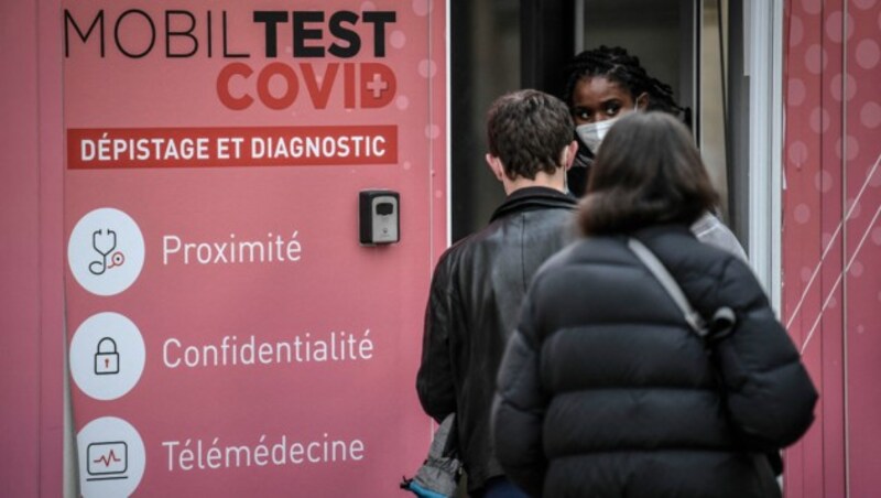 Testen reicht in Frankreich vielerorts nicht mehr. (Bild: AFP)