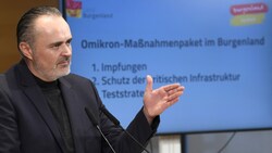 Burgenlands Landeshauptmann hat ein Omikron-Maßnahmenpaket vorgestellt. (Bild: APA/HANS KLAUS TECHT)