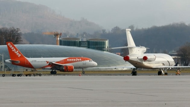 Privatflugzeuge nehmen verstärkt Kurs auf den Salzburg. (Bild: Tschepp Markus)