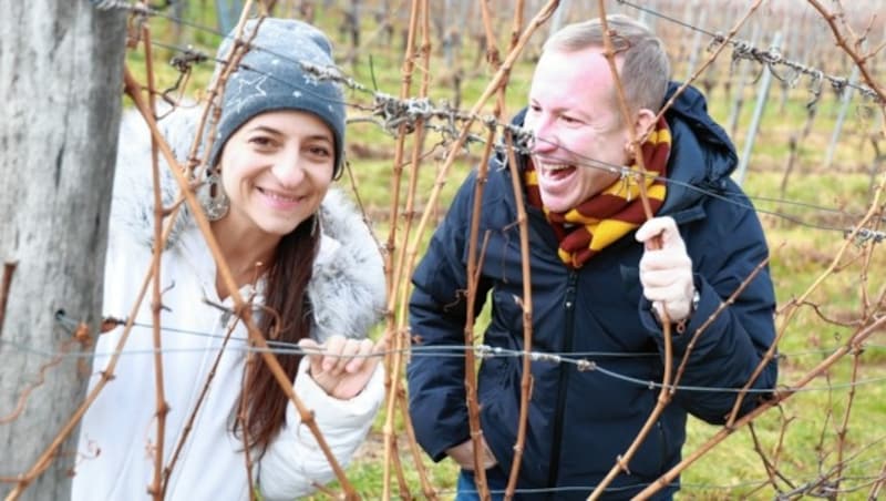 Kabarettistin und regierende Dancing Queen Caroline Athanasiadis mit Krone-Redakteur Stefan Weinberger (Bild: Zwefo)