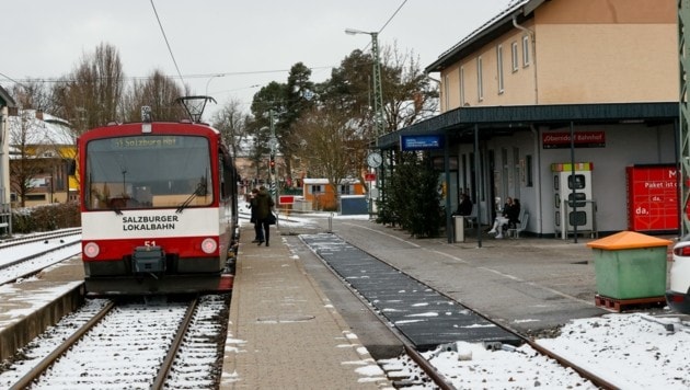 Auch der Bahnhof in Oberndorf wird heuer erneuert. (Bild: Tschepp Markus)