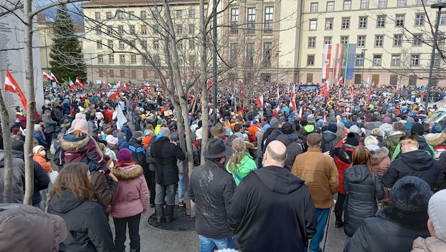 Die Anti-Corona-Demo im Februar 2021 in Innsbruck. (Bild: Manuel Schwaiger)