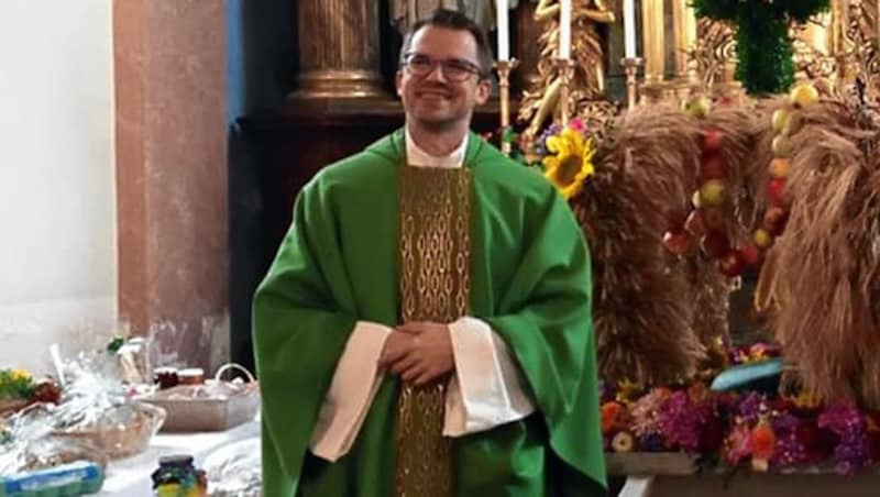 Andreas Monschein tritt aus persönlichen Gründen als Pfarrer zurück und scheidet aus dem Priesteramt aus. (Bild: Pfarre Kindberg)