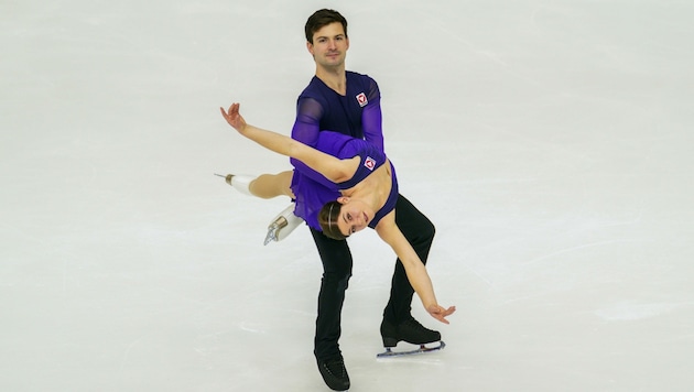 Severin Kiefer (hinten) und Miriam Ziegler sind Österreichs erfolgreichstes Eiskunstpaarlauf-Paar. (Bild: GEPA pictures/ Johannes Friedl)