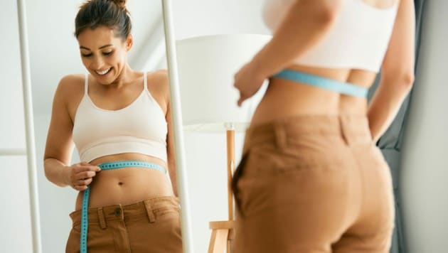 Es ist ein Thema, das viele Frauen ihr Leben lang begleitet: ihre Figur und wie sie zu ihrem Wunschgewicht kommen. (Bild: Drazen - stock.adobe.com)