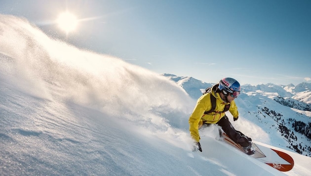 Snowboard-Legende Sigi Grabner gibt immer noch gerne Vollgas. (Bild: Martin Lugger)