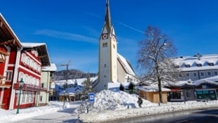 In Abtenau wird etwa die Mittelschule neu gebaut. (Bild: Gerhard Schiel)