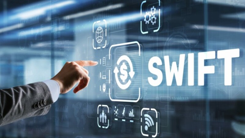 SWIFT. Society for Worldwide Interbank Financial Telecommunications. Financial Banking regulation concept. (Bild: ©Funtap - stock.adobe.com)