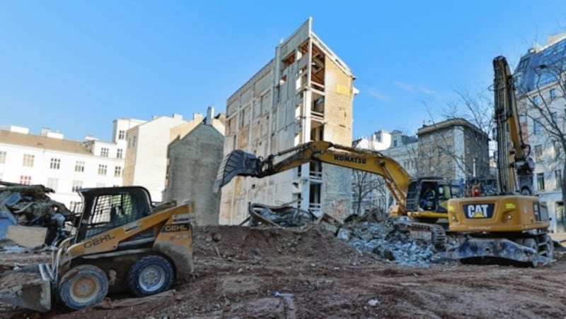 Die Leiner-Baustelle auf der Mariahilfer Straße (Bild: Klemens Groh)