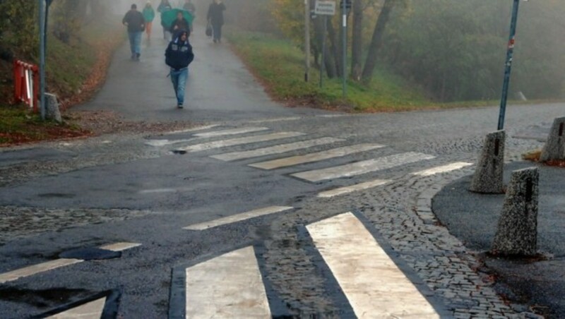 Die Pflasterung der Höhenstraße (Bild: Zwefo)