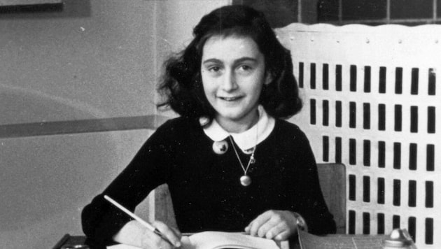 Anne Frank im Jahr 1940 an ihrer Schule in Amsterdam (Bild: Collectie Anne Frank Stichting Amsterdam/gemeinfrei)