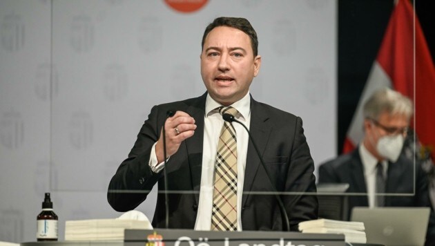 Oberösterreichs FPÖ-Landeschef Manfred Haimbuchner (Bild: Alexander Schwarzl)